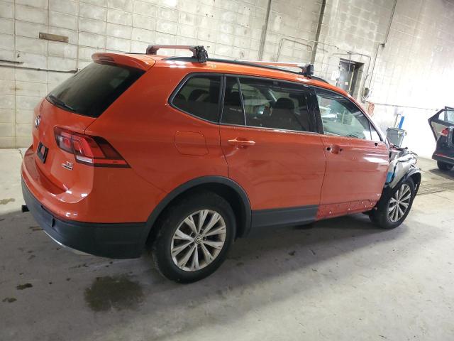 3VV0B7AX3JM014800 - 2018 VOLKSWAGEN TIGUAN S ORANGE photo 3