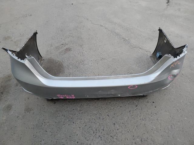 4T1BZ1HK7JU019788 - 2018 TOYOTA CAMRY XSE SILVER photo 12