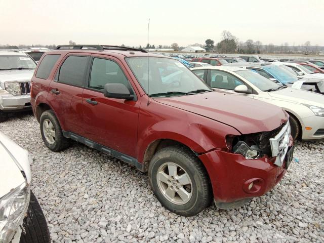 1FMCU0DG8BKA10318 - 2011 FORD ESCAPE XLT BURGUNDY photo 4