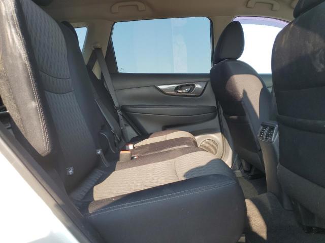 5N1AT2MT8JC742797 - 2018 NISSAN ROGUE S WHITE photo 11