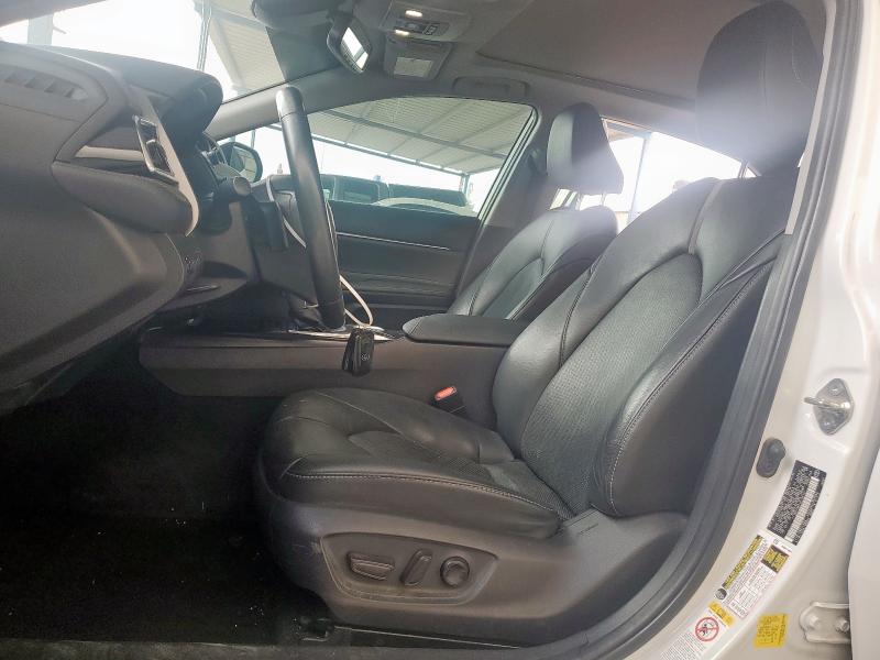 4T1B61HK0JU150151 - 2018 TOYOTA CAMRY XSE თეთრი ფოტო 7