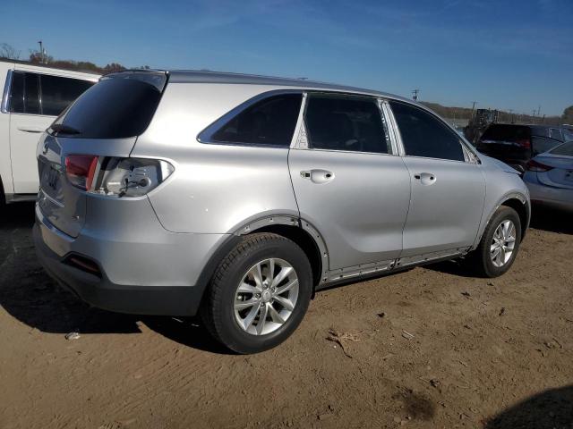 5XYPG4A34GG149476 - 2016 KIA SORENTO LX SILVER photo 3