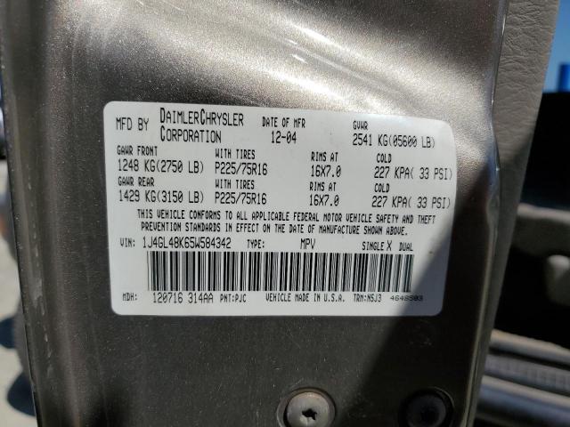 1J4GL48K65W584342 - 2005 JEEP LIBERTY SPORT GOLD photo 13