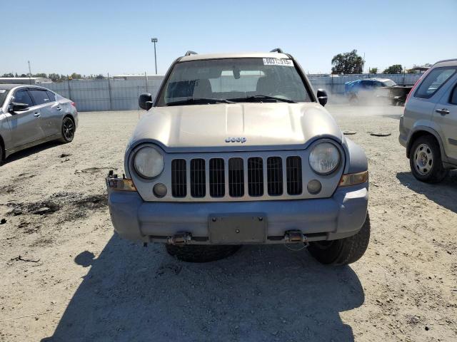 1J4GL48K65W584342 - 2005 JEEP LIBERTY SPORT GOLD photo 5