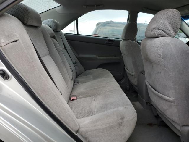 4T1BE32K23U745917 - 2003 TOYOTA CAMRY LE SILVER photo 10