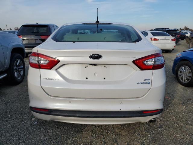 3FA6P0LU0DR371613 - 2013 FORD FUSION SE HYBRID WHITE photo 6