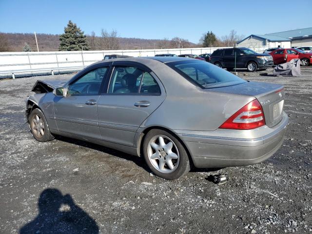 WDBRF81JX4F519764 - 2004 MERCEDES-BENZ C 240 4MATIC GRAY photo 2