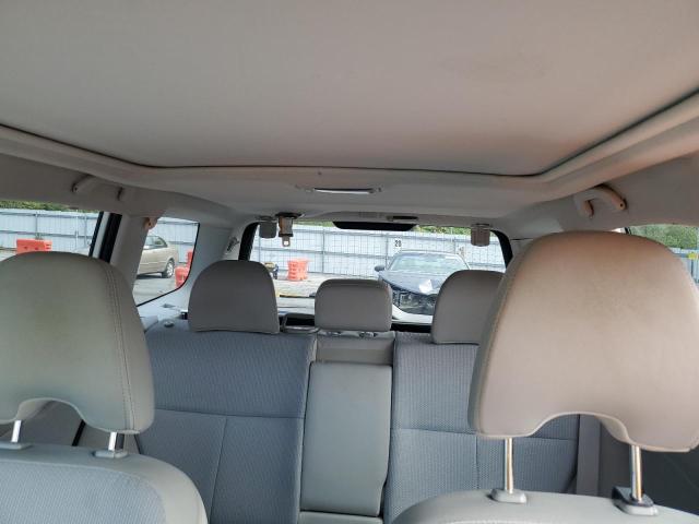 JF2SHADC7CH435004 - 2012 SUBARU FORESTER 2.5X PREMIUM WHITE photo 10