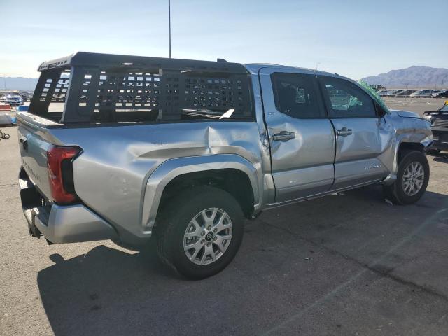 3TYLB5JNXST071855 - 2025 TOYOTA TACOMA DOUBLE CAB SILVER photo 3