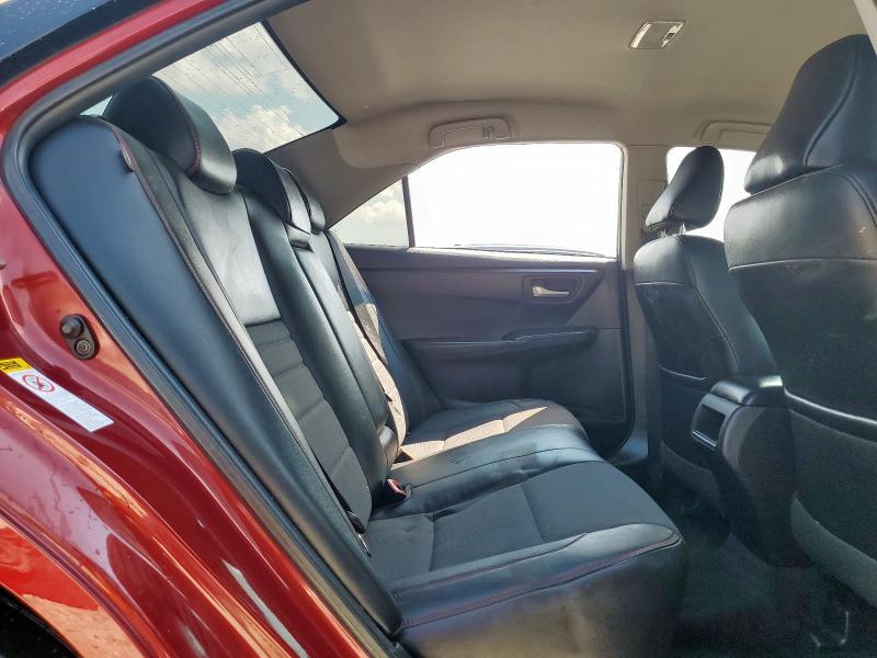 4T1BF1FK4GU552752 - 2016 TOYOTA CAMRY LE RED photo 10