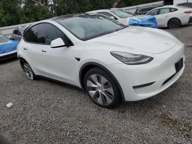 5YJYGDEE3LF023952 - 2020 TESLA MODEL Y WHITE photo 4