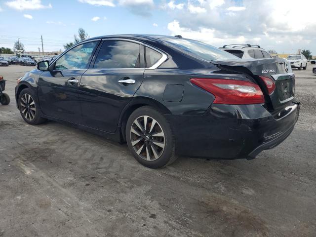 1N4AL3AP1JC251530 - 2018 NISSAN ALTIMA 2.5 Чорний фото 2