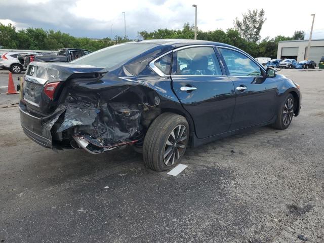 1N4AL3AP1JC251530 - 2018 NISSAN ALTIMA 2.5 Чорний фото 3