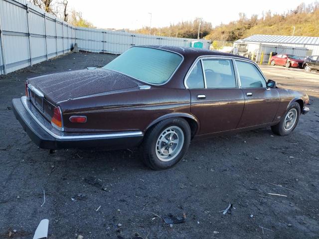 SAJAV1347EC378740 - 1984 JAGUAR XJ6 BURGUNDY photo 3