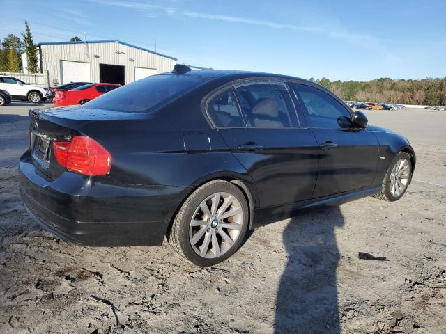 WBAPH73539E128592 - 2009 BMW 328 I BLACK photo 3