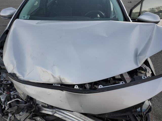 JTDKARFP9J3087458 - 2018 TOYOTA PRIUS PRIM 银色 照片 11