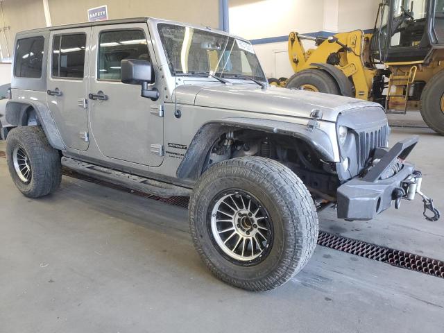 1C4HJWDG5JL918059 - 2018 JEEP WRANGLER U SPORT GRAY photo 4