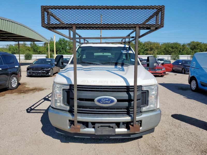 1FTBF2A63KEE80210 - 2019 FORD F250 SUPER DUTY თეთრი ფოტო 5