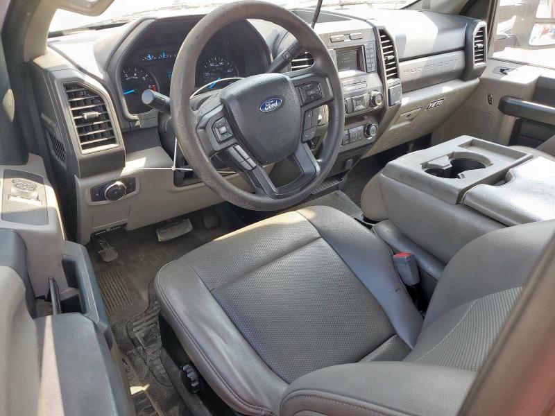 1FTBF2A63KEE80210 - 2019 FORD F250 SUPER DUTY თეთრი ფოტო 8