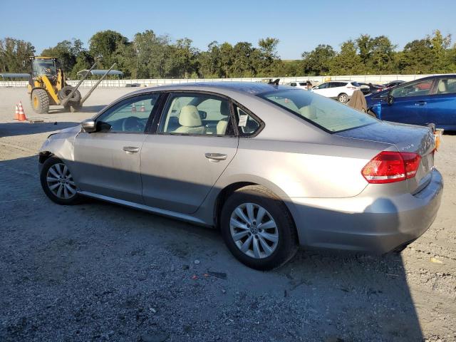 1VWAH7A34DC143162 - 2013 VOLKSWAGEN PASSAT S ვერცხლისფერი ფოტო 2