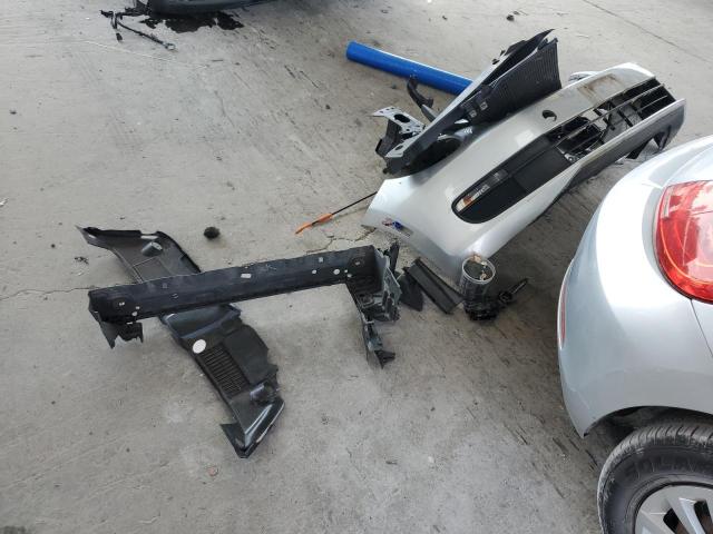 3VWFP7AT1CM616487 - 2012 VOLKSWAGEN BEETLE SILVER photo 12