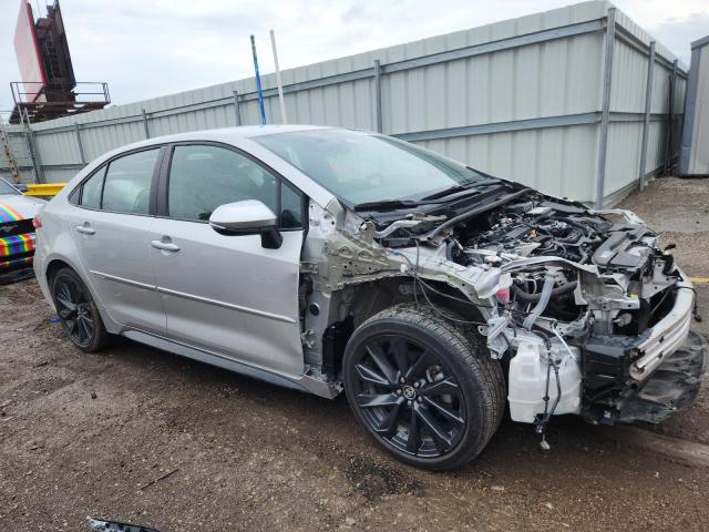 5YFS4MCE9RP196695 - 2024 TOYOTA COROLLA SE SILVER photo 4