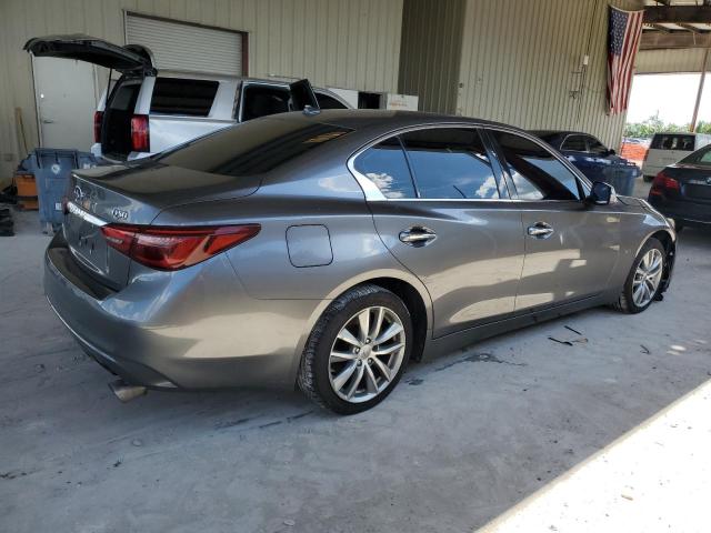 JN1EV7AP8JM591736 - 2018 INFINITI Q50 LUXE GRAY photo 3