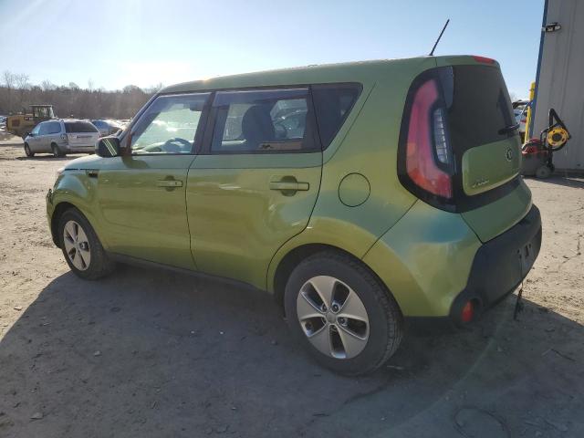 KNDJN2A22F7768905 - 2015 KIA SOUL GREEN photo 2