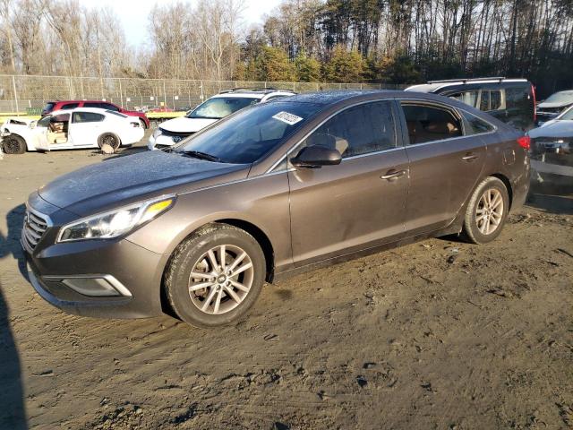 5NPE24AF6HH492994 - 2017 HYUNDAI SONATA SE BROWN photo 1