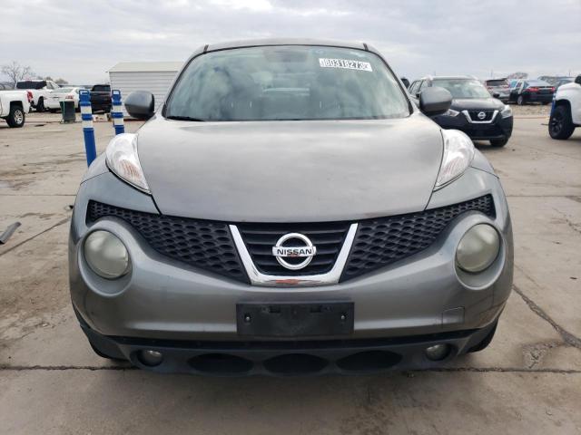 JN8AF5MR7BT018672 - 2011 NISSAN JUKE S GRAY photo 5