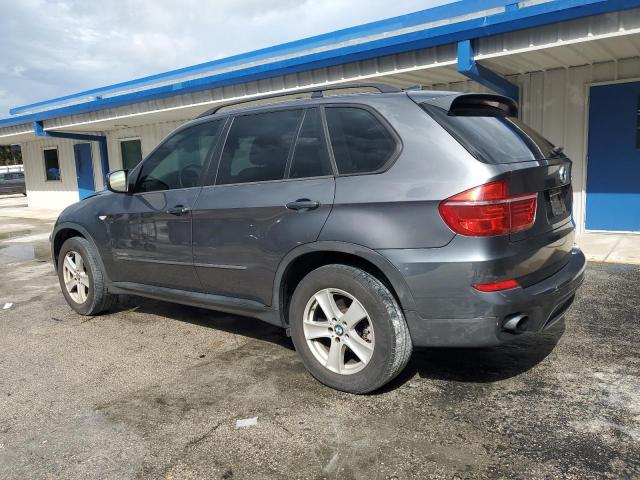 5UXZV4C50D0E08772 - 2013 BMW X5 XDRIVE35I Մոխրագույն լուսանկար 2