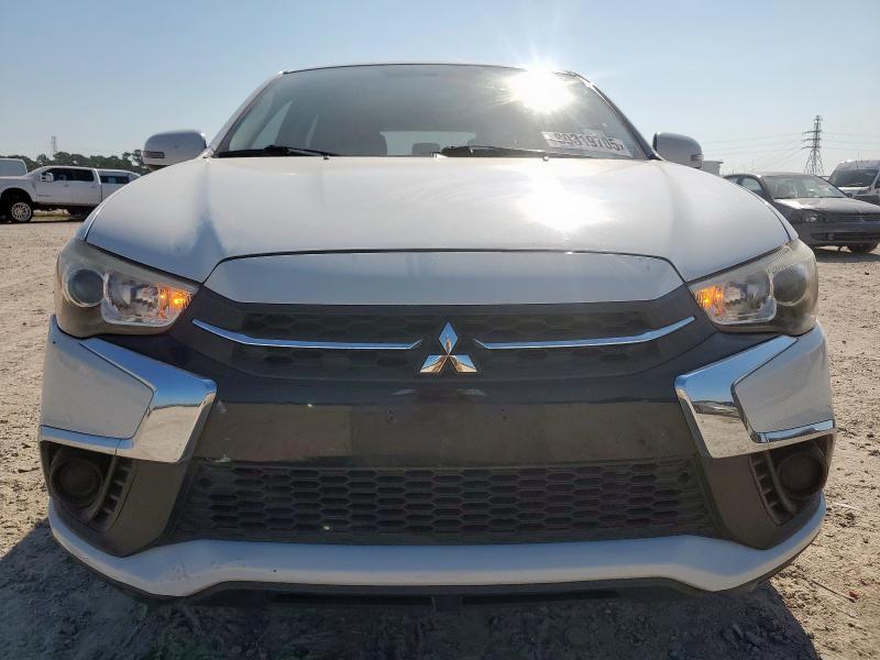 JA4AP3AU8KU034616 - 2019 MITSUBISHI OUTLANDER ES თეთრი ფოტო 5