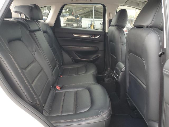 JM3KFADM8J1343295 - 2018 MAZDA CX-5 GRAND TOURING WHITE photo 11