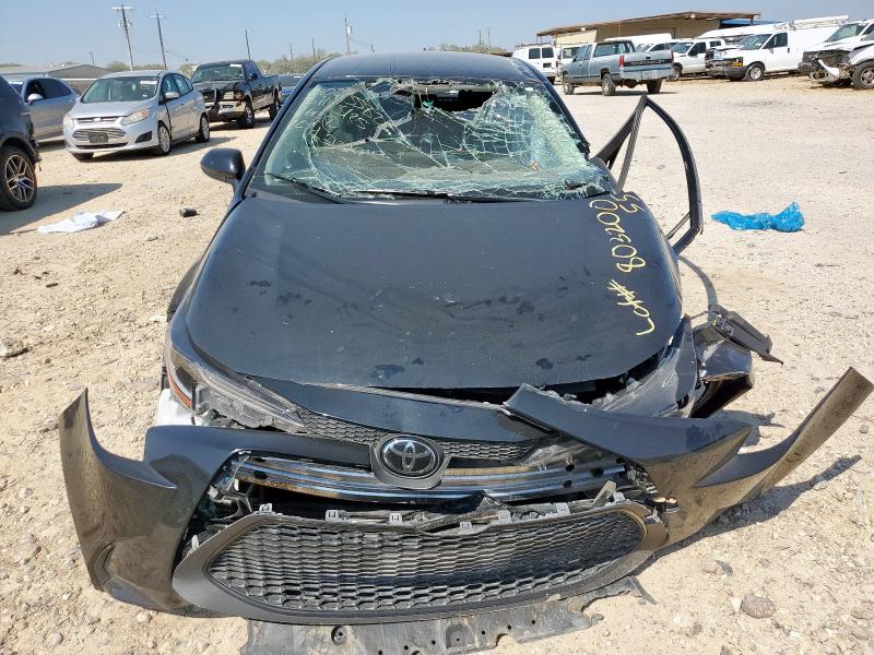 JTDEPMAE5NJ224739 - 2022 TOYOTA COROLLA LE შავი ფოტო 5