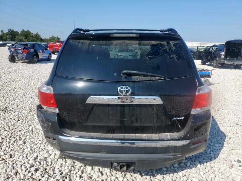 5TDBK3EH8DS216538 - 2013 TOYOTA HIGHLANDER BASE Черный фото 6