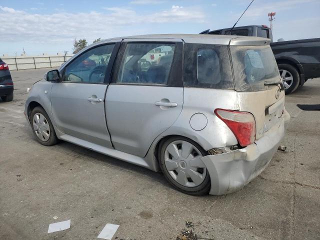 JTKKT624665020311 - 2006 TOYOTA SCION XA 银色 照片 2