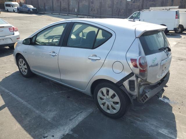 JTDKDTB33D1528489 - 2013 TOYOTA PRIUS C 银色 照片 2