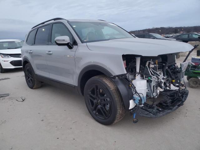 5XYP5DGC5RG463380 - 2024 KIA TELLURIDE SX SILVER photo 4