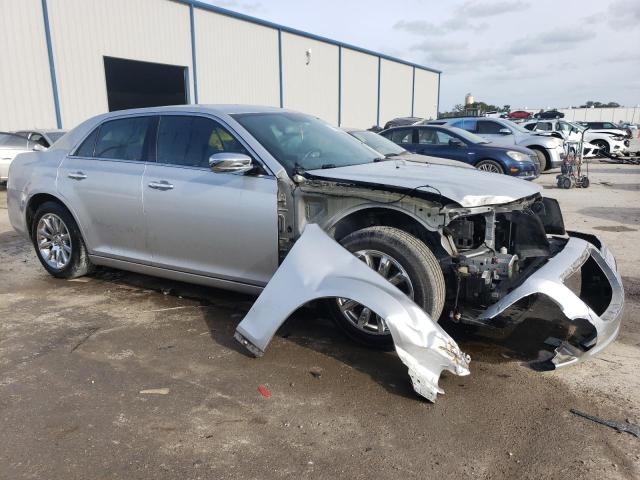 2C3CCACG4CH167971 - 2012 CHRYSLER 300 LIMITED SILVER photo 4