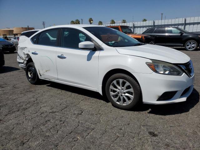 3N1AB7AP3JL629522 - 2018 NISSAN SENTRA S 白色 照片 4