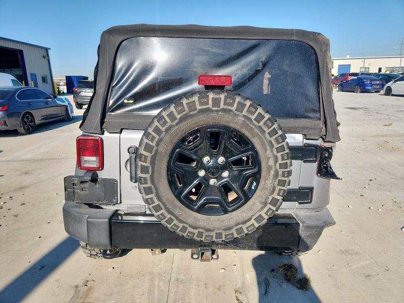 1C4AJWAG3HL747831 - 2017 JEEP WRANGLER SPORT 灰色 照片 6