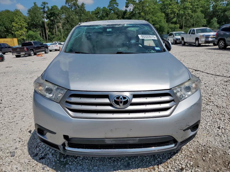 5TDZA3EH7DS045847 - 2013 TOYOTA HIGHLANDER BASE Күміс фото 5