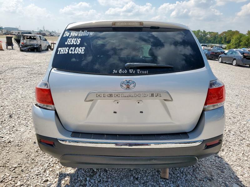 5TDZA3EH7DS045847 - 2013 TOYOTA HIGHLANDER BASE Күміс фото 6