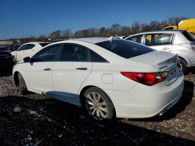 5NPEC4AC1BH235011 - 2011 HYUNDAI SONATA SE WHITE photo 2