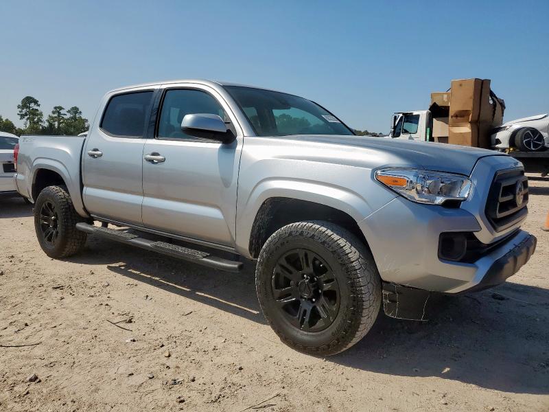3TYAX5GN6NT039554 - 2022 TOYOTA TACOMA DOUBLE CAB SILVER photo 4