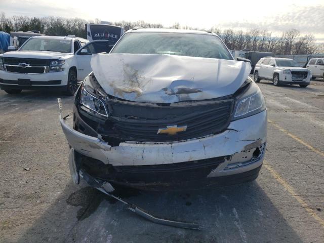 1GNKRFED9FJ161051 - 2015 CHEVROLET TRAVERSE LS SILVER photo 5