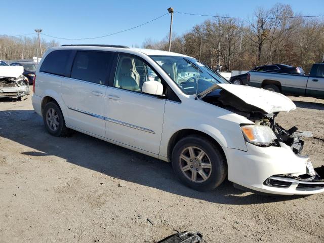 2C4RC1BG6DR555612 - 2013 CHRYSLER TOWN & COU TOURING WHITE photo 4