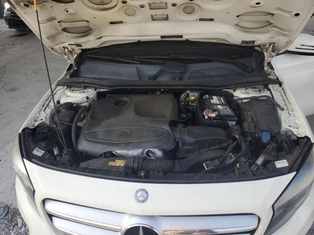 WDCTG4EB5GJ220047 - 2016 MERCEDES-BENZ GLA 250 Beyaz fotoğraf 11