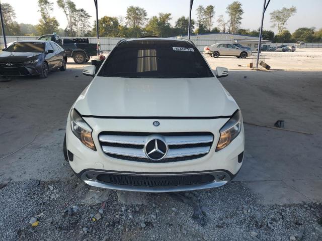 WDCTG4EB5GJ220047 - 2016 MERCEDES-BENZ GLA 250 Beyaz fotoğraf 5