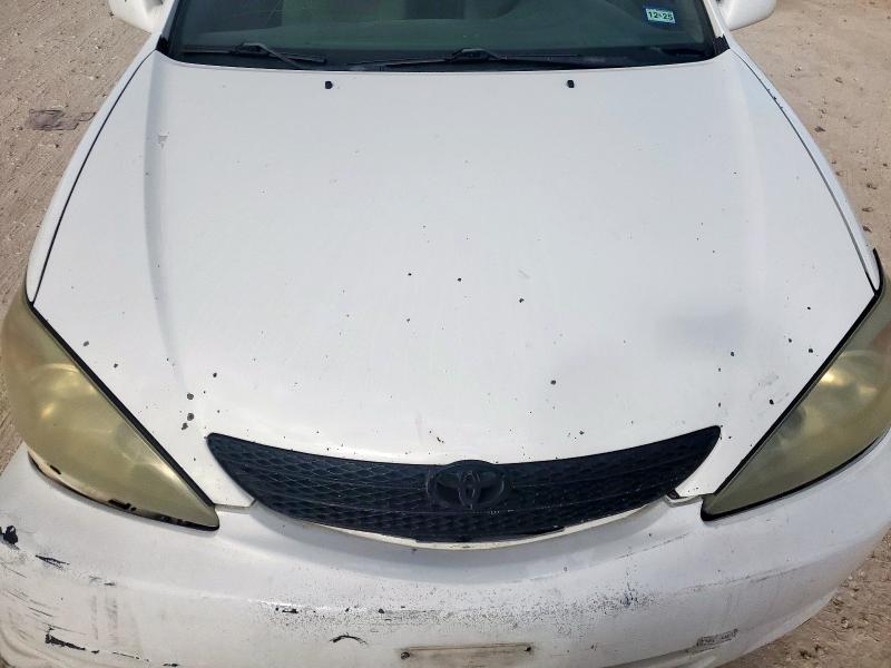 4T1BE32K44U272362 - 2004 TOYOTA CAMRY LE WHITE photo 11
